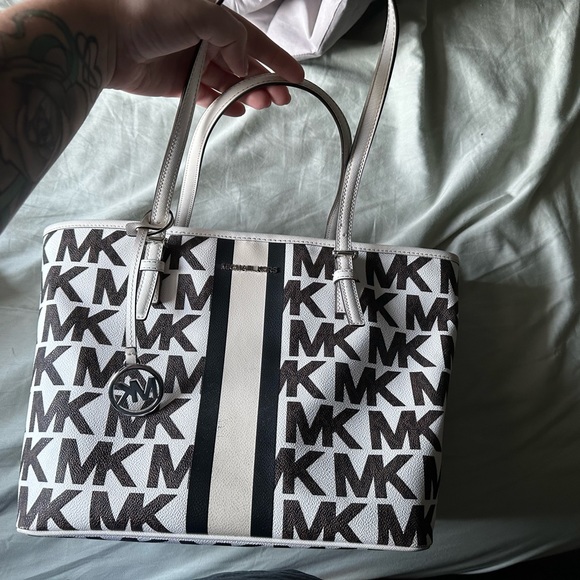 KORS Michael Kors Handbags - Micheal Kors Tote Bag